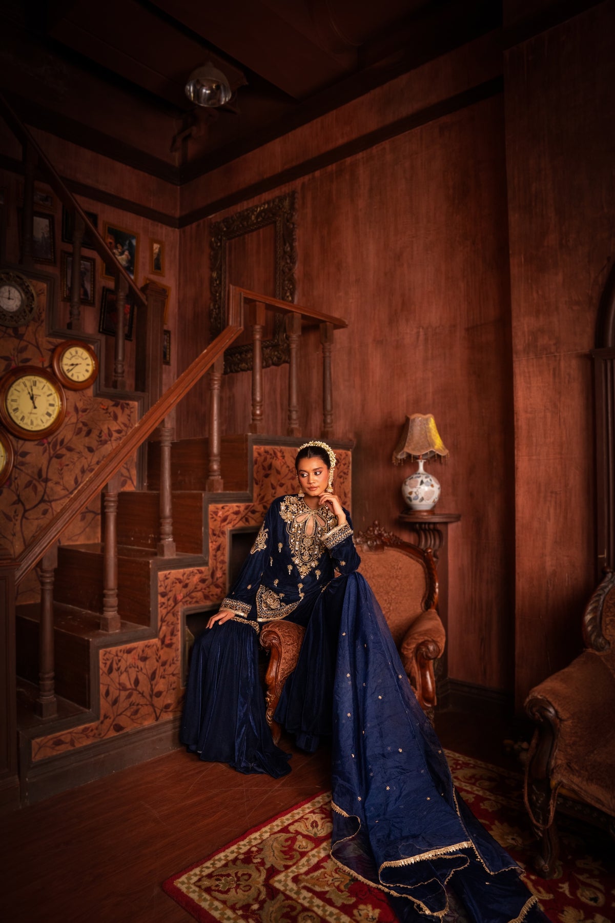 Shahi Neel Gharara - Divya Upadhya