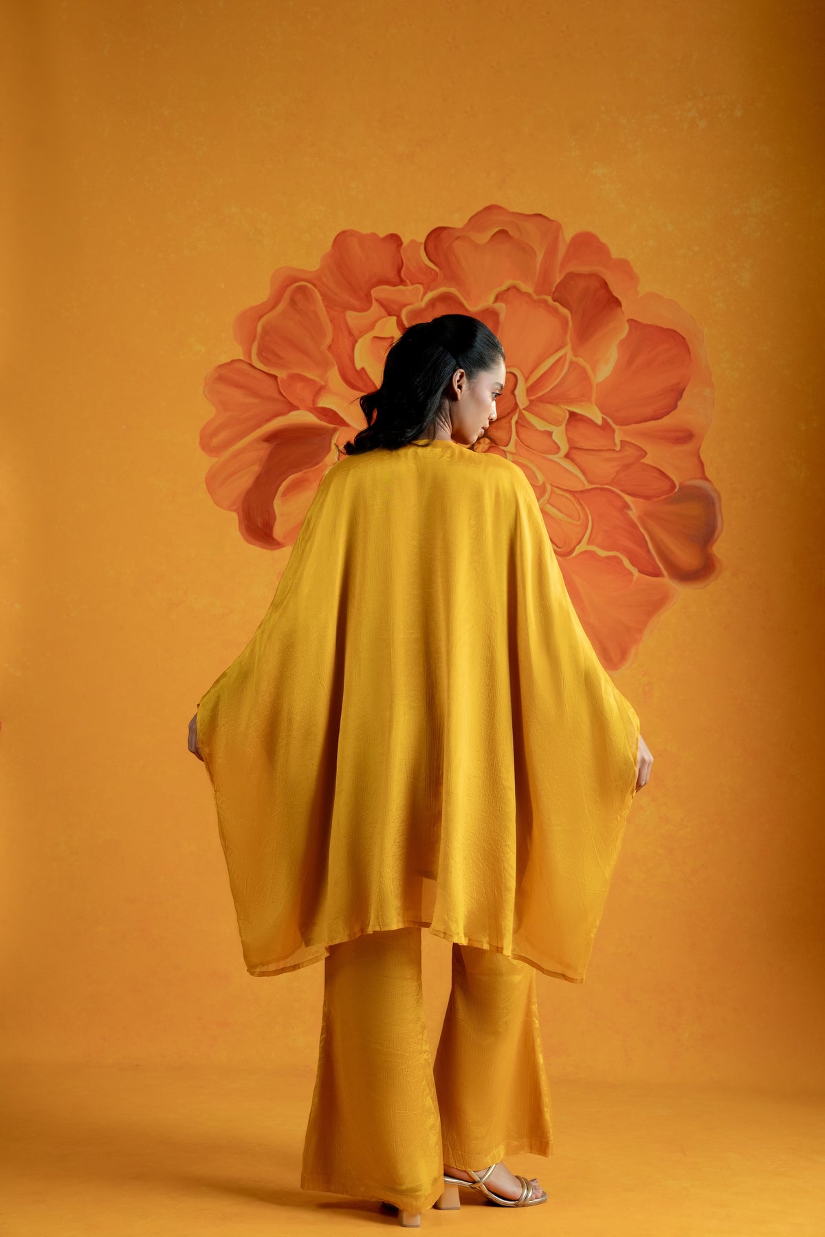 Svarna Suit - Divya Upadhya