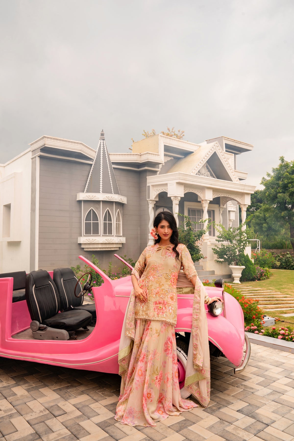 Jiya Gharara - Divya Upadhya